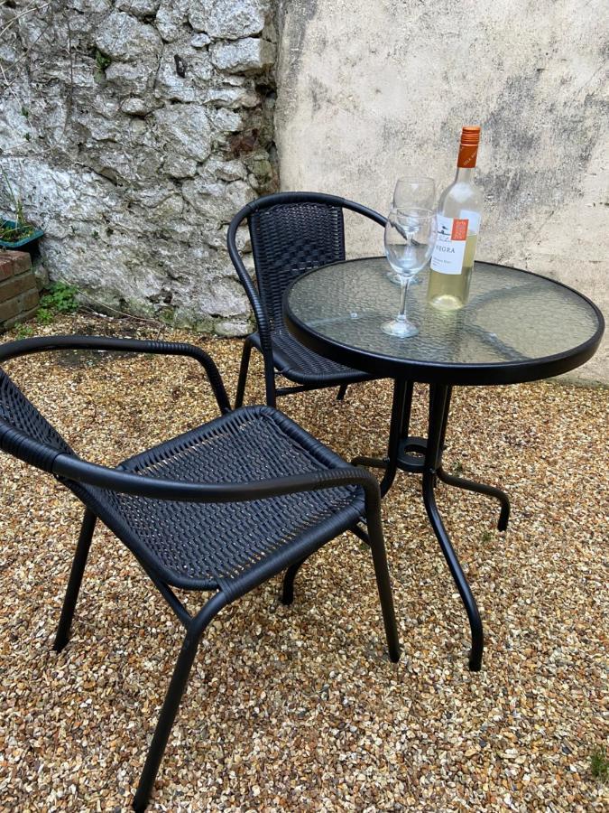 Cosy 3-Bedroom House, Stones Throw To Beach Weymouth Exterior photo